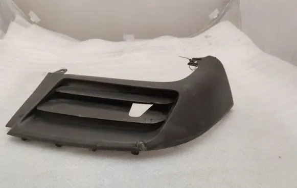 Lexus RX 450H Front bumper lower grill 5271148060