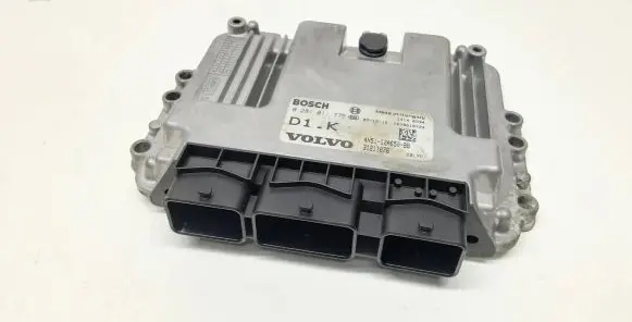 Volvo V50 Engine control unit/module 0281011775 31211076 4N5112A650BB