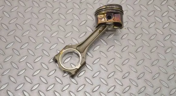 Piston