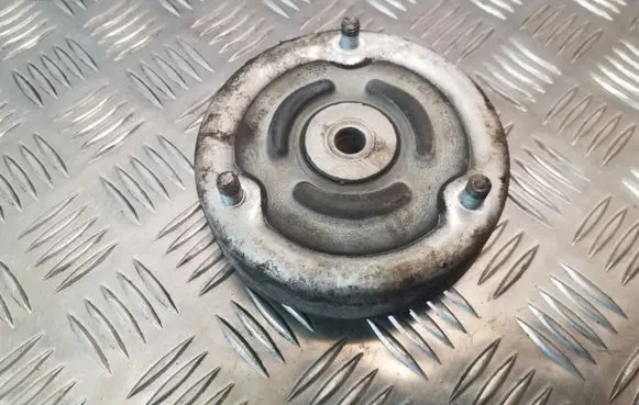 BMW 7 E65 E66 Coil spring/strut mount 