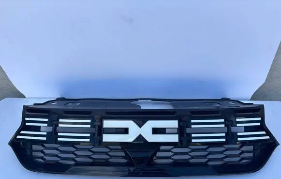 Dacia Sandero III Front grill 622541453R 622540736R