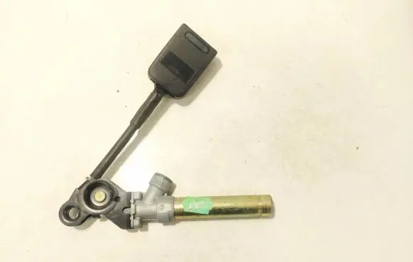 Peugeot 406 Front seatbelt buckle n3053aa n3053-aa