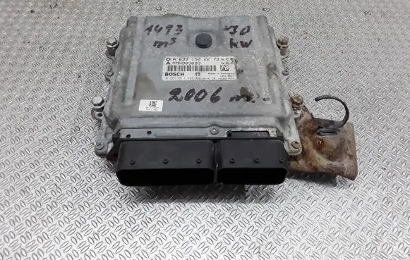 Mitsubishi Colt CZ3 Engine control unit/module PMN903093 0281013498