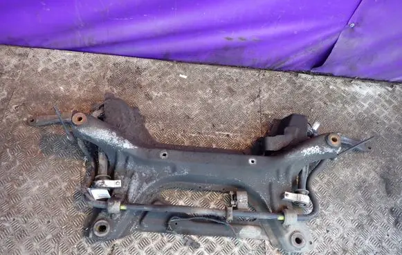Citroen C5 Front subframe