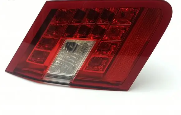 Mercedes-Benz E W212 Tailgate rear/tail lights A2128200764