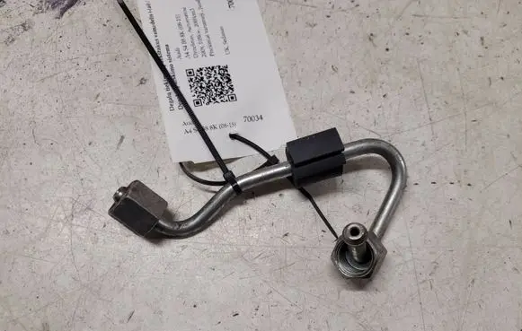 Audi A4 S4 B8 8K Fuel injector supply line/pipe 