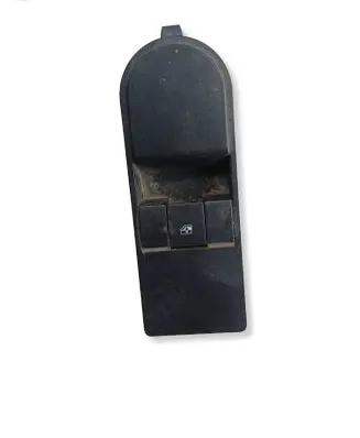 Opel Zafira B Electric window control switch 13197132 LK03459160 93162821