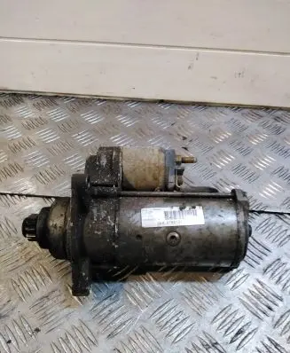 Volkswagen Transporter - Caravelle T4 Starter motor D7RS131 S191655A