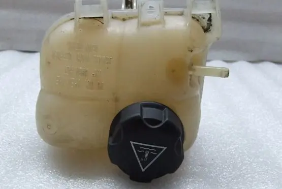 Mini One - Cooper Coupe R56 Coolant expansion tank/reservoir 17107539267 7539267