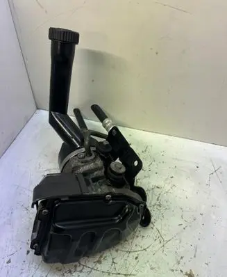 Citroen C4 I Picasso Power steering pump 9685418680