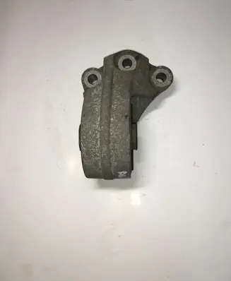 Opel Antara Engine mount bracket X01187
