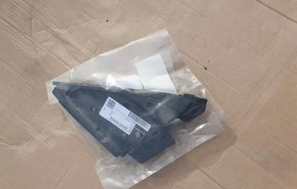 Mercedes-Benz GLK (X204) Plastic wing mirror trim cover A2048111098