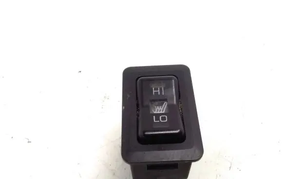 Mitsubishi Outlander Seat heating switch