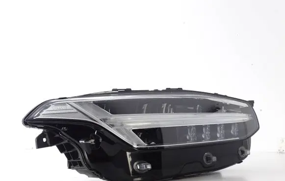 Volvo XC90 Headlight/headlamp 31655808