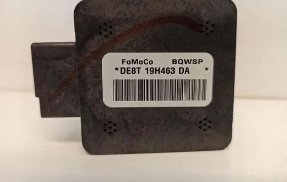 Ford Transit Antenna control unit DE8T-19H463-DA