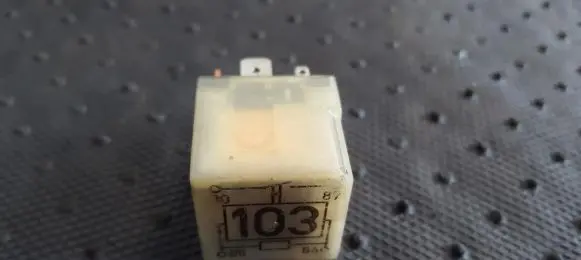 Volkswagen Caddy Other relay 357911253