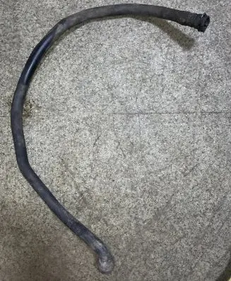 BMW 5 E60 E61 Engine coolant pipe/hose 17127787458