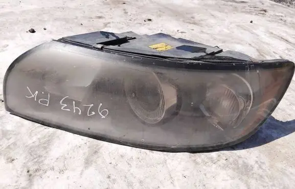 Volvo V50 Headlight/headlamp