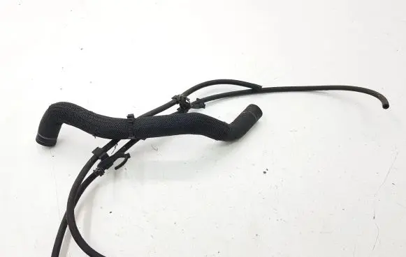 Maserati Quattroporte Engine coolant pipe/hose