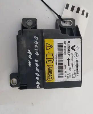 Dacia Sandero Airbag control unit/module 8201002828