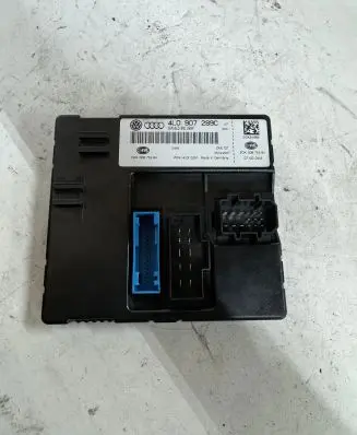 Audi Q7 4L Light module LCM 4L0907289C 5DK00876284 4L0910289F