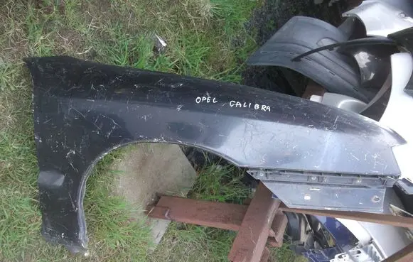 Opel Calibra Fender