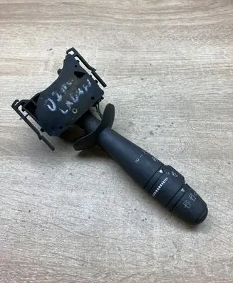 Renault Laguna II Wiper control stalk 8200012245
