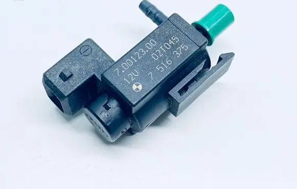 BMW 7 E65 E66 Vacuum valve 7516375