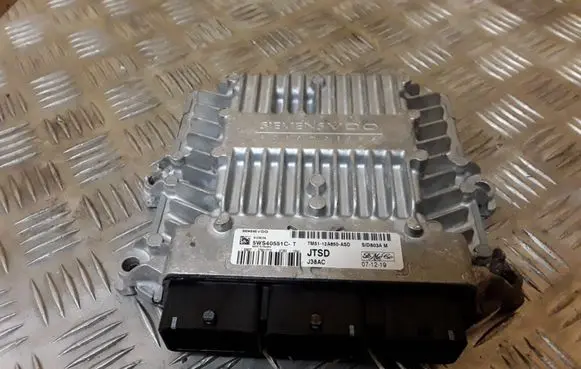 Ford Focus Engine control unit/module 5WS40551CT 7M5112A650ASD SID803AM