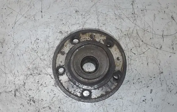 Volvo XC90 Front wheel hub