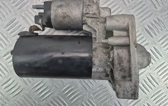 BMW 1 F20 F21 Starter motor 7638192
