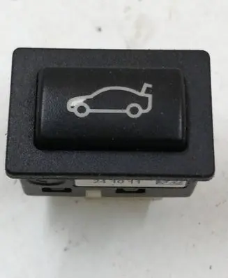 BMW 5 F10 F11 Tailgate/boot open switch button 920031602