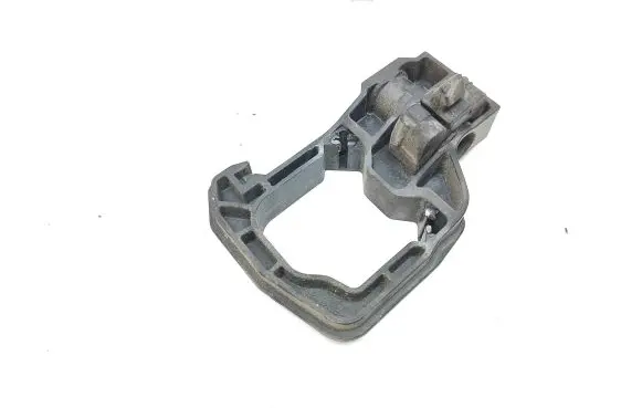 BMW 5 F10 F11 Radiator mount bracket 7575248
