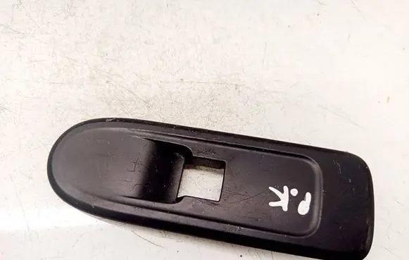Citroen C5 Front door window switch trim 09299HZD