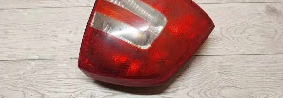 Skoda Octavia Mk2 (1Z) Rear/tail lights 1z5945095a