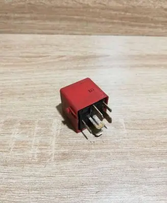 BMW 3 E36 ABS relay 1393404