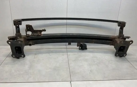 Hyundai Tucson TL Front bumper cross member 