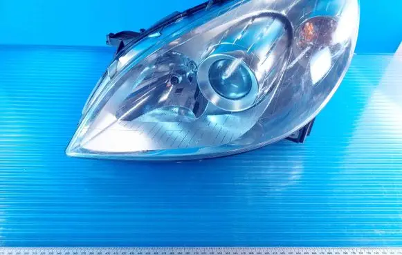 Mercedes-Benz B W245 Headlight/headlamp A1698201761