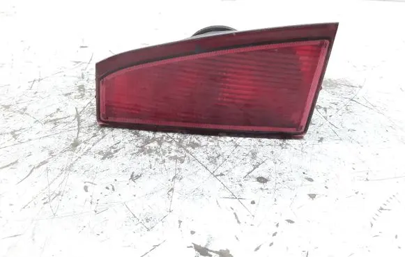 Nissan Primera Tailgate rear/tail lights