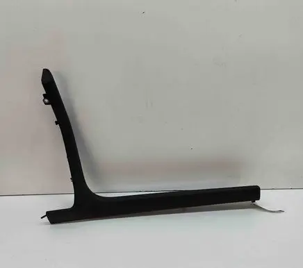 Dashboard glove box trim
