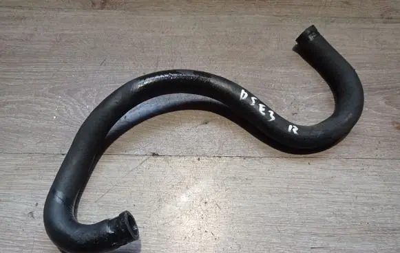 Volvo V70 Power steering hose/pipe/line