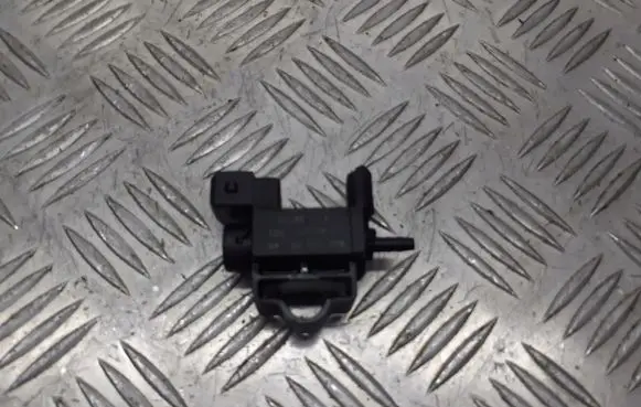 Opel Astra G Vacuum valve 90530479