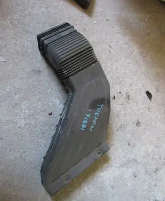 Hyundai Tucson TL Air intake duct part 28210D3100 ESA1374