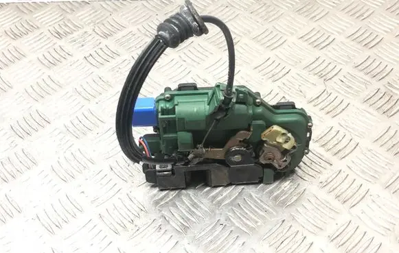 Seat Ibiza III (6L) Front door lock D3B2837016R 993040101