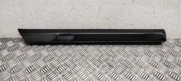 Volvo V70 Rear door trim (molding) 30664188 39884233