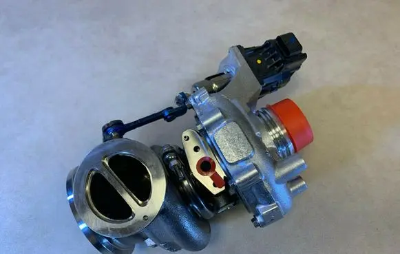 BMW 7 G11 G12 Turbo 11659494375