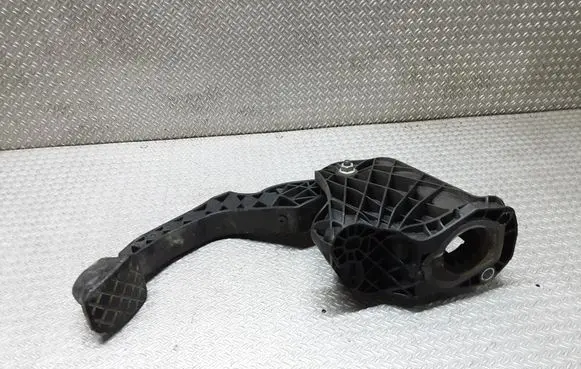Clutch pedal