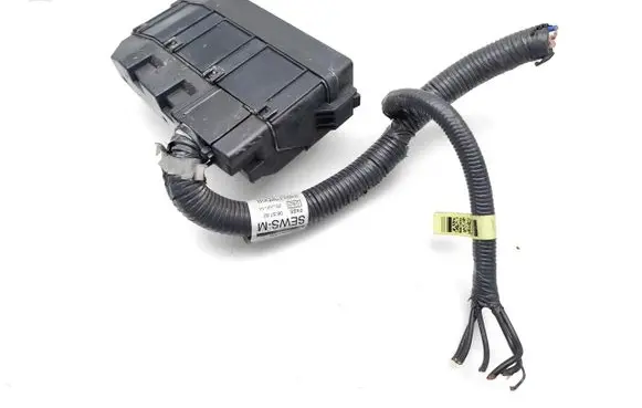 Nissan Qashqai Fuse module 240114ED0B