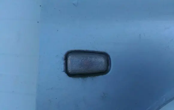 Citroen Berlingo Front fender indicator light