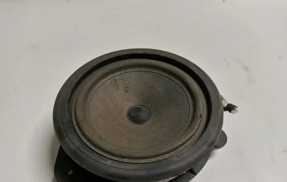 Audi A3 S3 8P Front door speaker 8P0035411